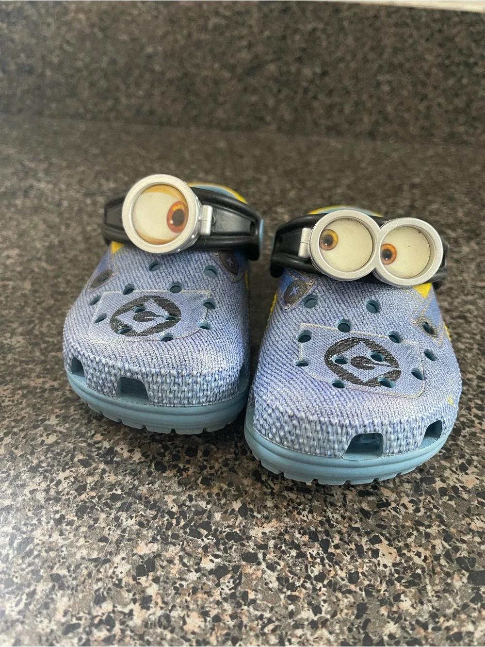 Crocs Despicable Me Minion Toddler Size 6C